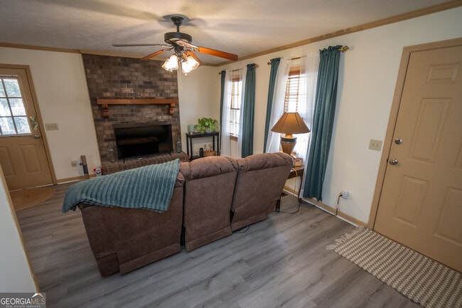 Building Photo - 100 VFW Dr