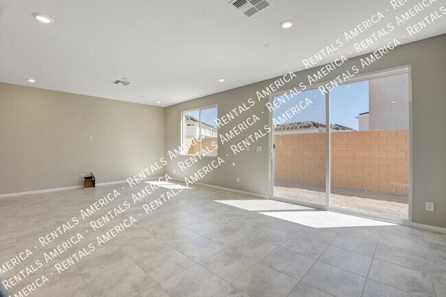 Building Photo - 6820 Calvitero St