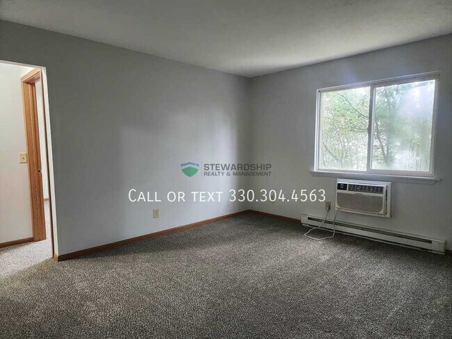 Building Photo - 7270 Stuhldreher St NW