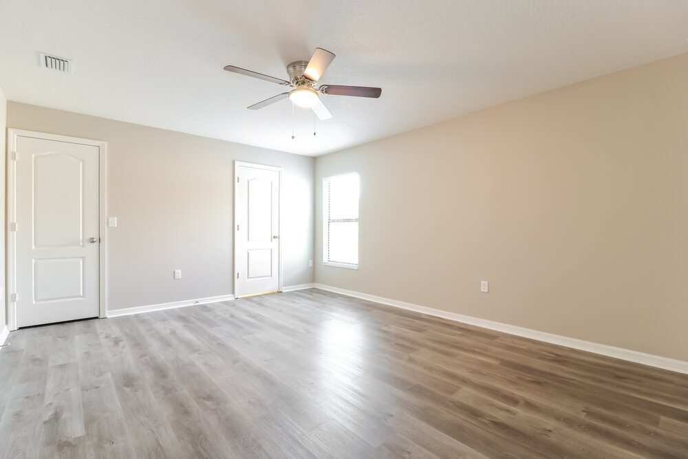 Building Photo - 6953 Redbay Dr
