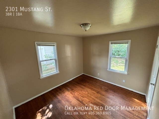 Building Photo - 2301 Mustang St