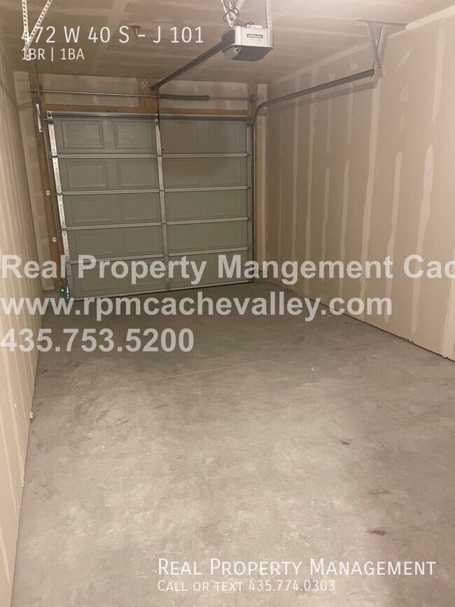 Building Photo - 472 W 40 S