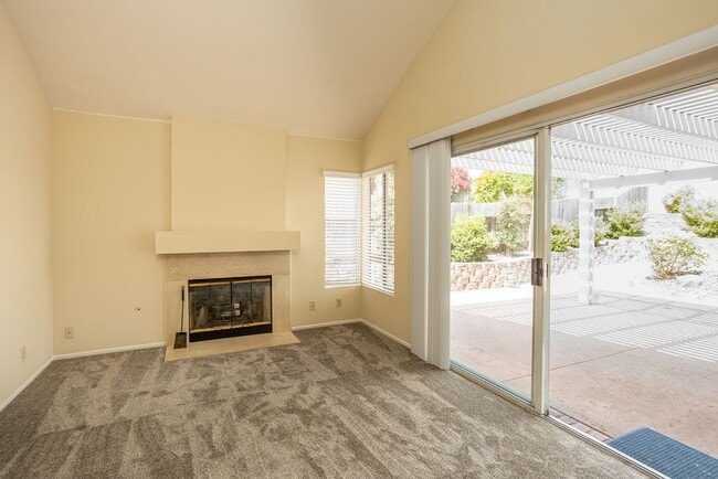 Building Photo - Beautiful Home In Coveted Rancho Del Oro!