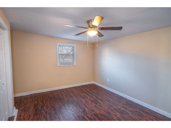 Primary Photo - Amazing Newly Remodeled Home Near Downtown