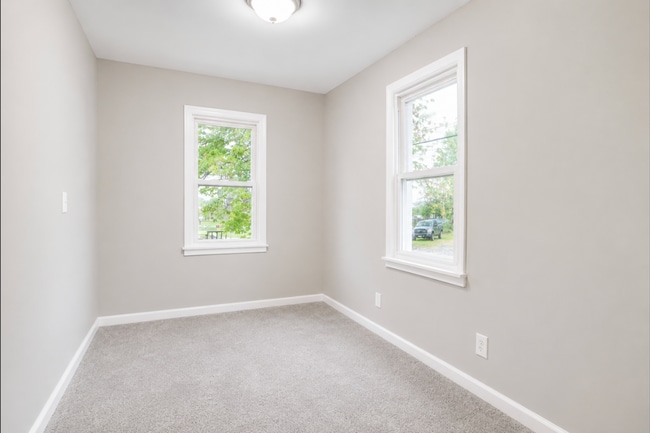 Building Photo - Three Bedroom Home in Middle River