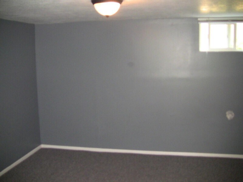 Building Photo - 642 Browning Ave