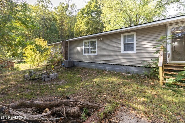 Building Photo - 770 Mahoney Rd