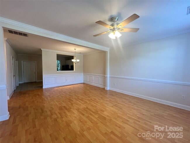 Building Photo - 133 High Ridge Rd