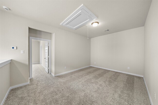 Building Photo - 9912 Storehouse Dr