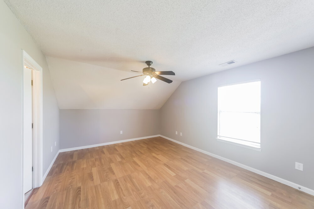 Building Photo - 5375 Pollard Dr