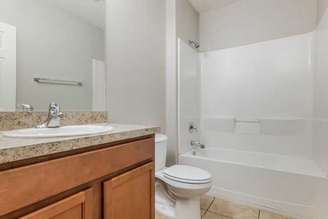 Building Photo - 25 SW 19th Terrace