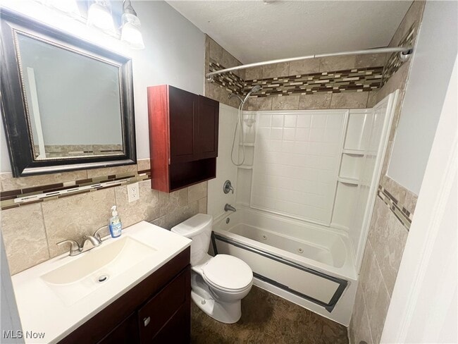 Building Photo - 2290 Suncrest Dr