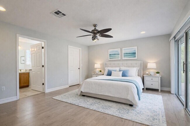 Building Photo - 14069 Drysdale St