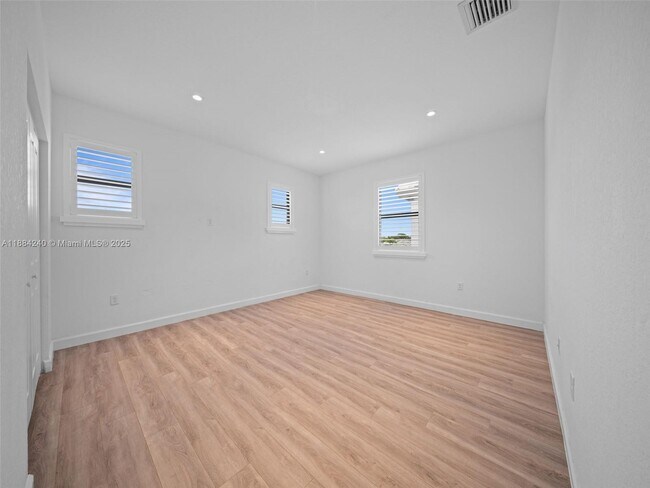 Building Photo - 13362 SW 284th St