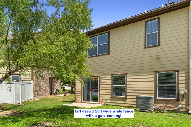 Building Photo - 1900 Little Elm Trail