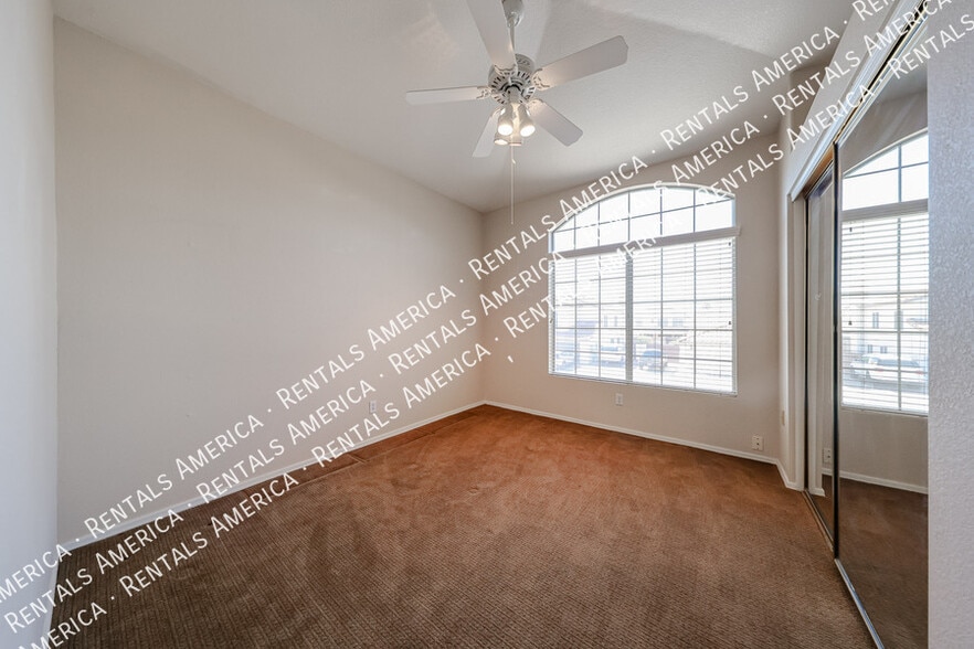 Building Photo - 21911 N 71st Ln