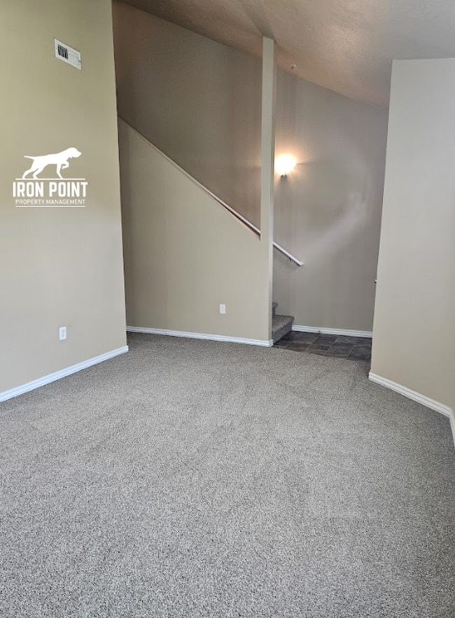 Building Photo - ELD4013