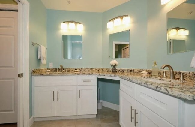 Building Photo - 16410 Millstone Cir