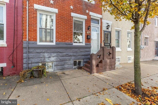 Building Photo - 2541 Coral St