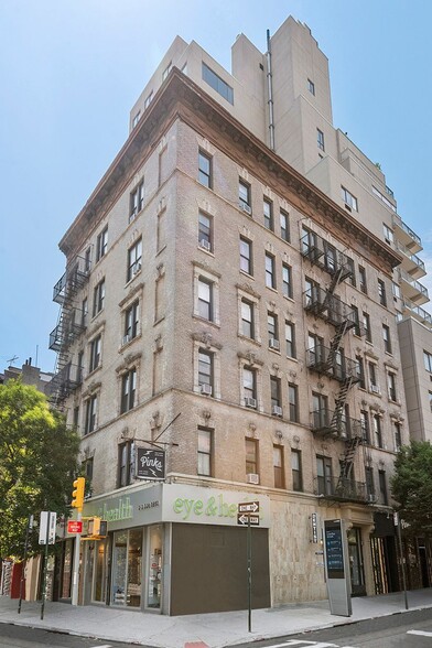 Building Photo - 242 E 10th St