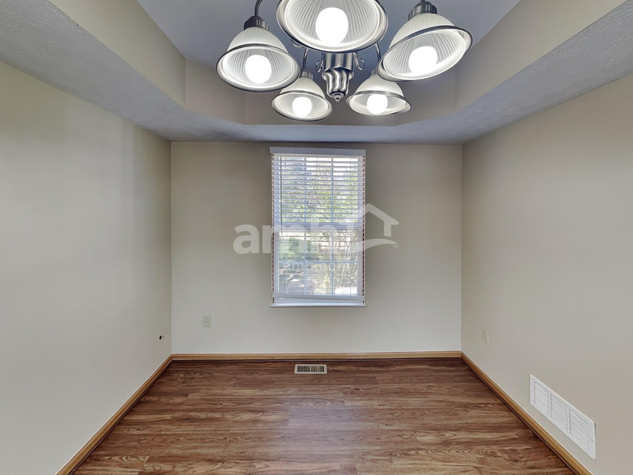 Building Photo - 115 Grove Run Rd