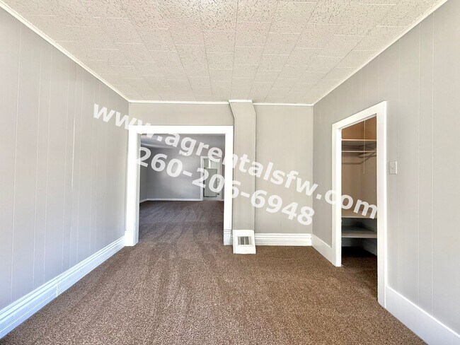 Building Photo - 4 Bedroom House - $300 Off First Months Rent