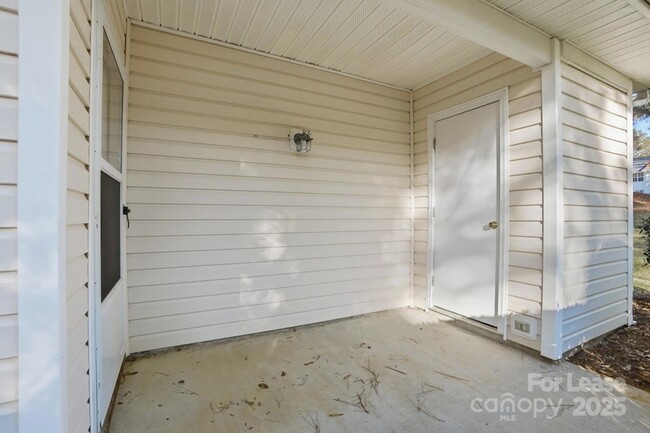 Building Photo - 4282 Melrose Club Dr