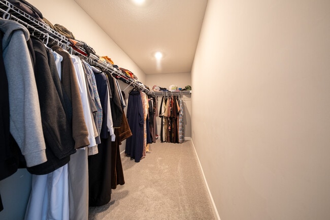 Building Photo - 6668 Coach House Ln