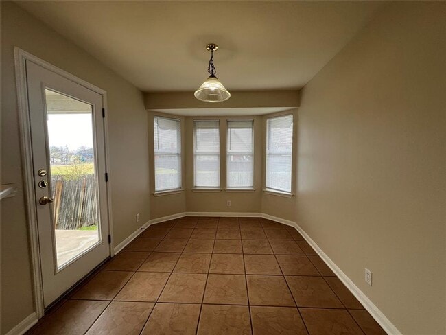 Building Photo - 1619 Harness Race Way