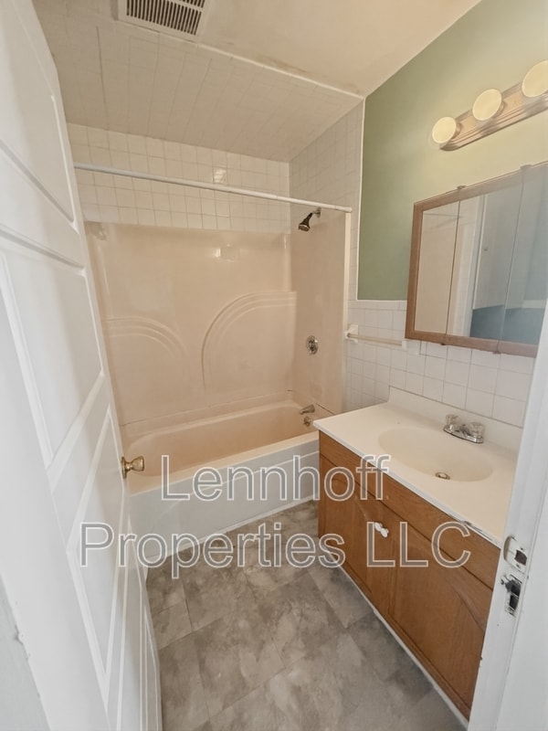 Building Photo - 25 Portland St