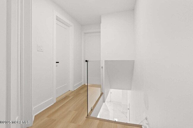 Building Photo - 1001 Norwood Ave