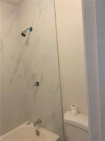 Building Photo - 398 Prince of Wales