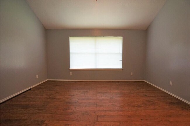 Building Photo - 106 S Abram Cir