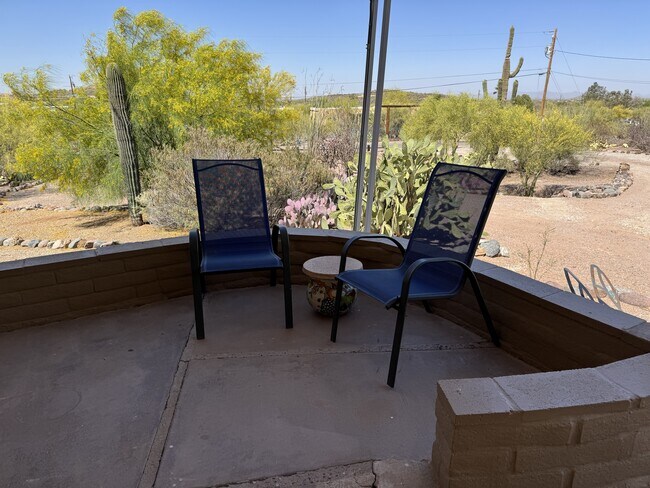 Building Photo - 5725 S Marshall Pl