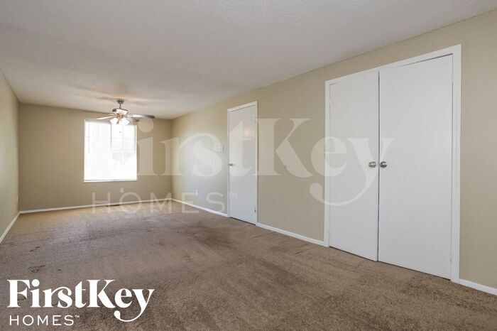 Building Photo - 4321 Castle Heights Dr