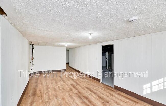 Building Photo - 10315 St Arthur Ln