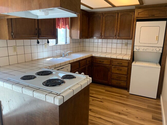 Building Photo - 3599 Cedar Ravine Rd