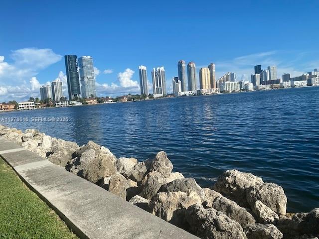 Building Photo - 3530 Mystic Pointe Dr