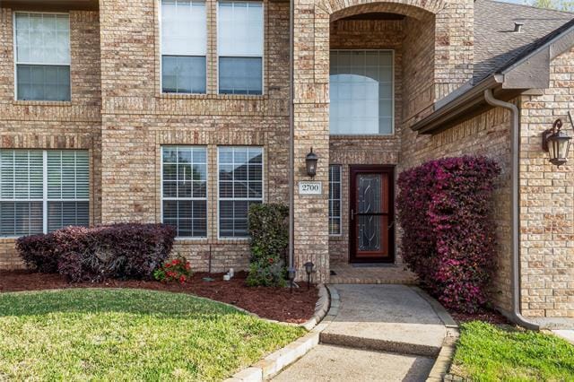 Building Photo - 2700 Timberwood Dr