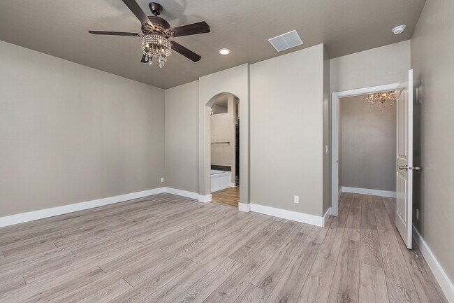 Building Photo - 5344 W Los Flores St