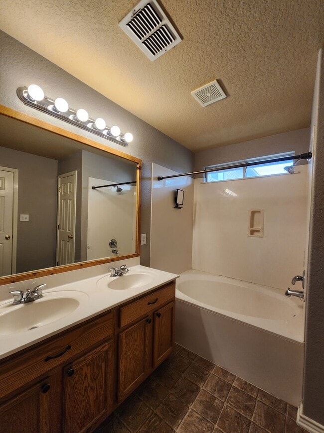 Building Photo - No Carpet / Storage Shed / Back Patio  /  ...