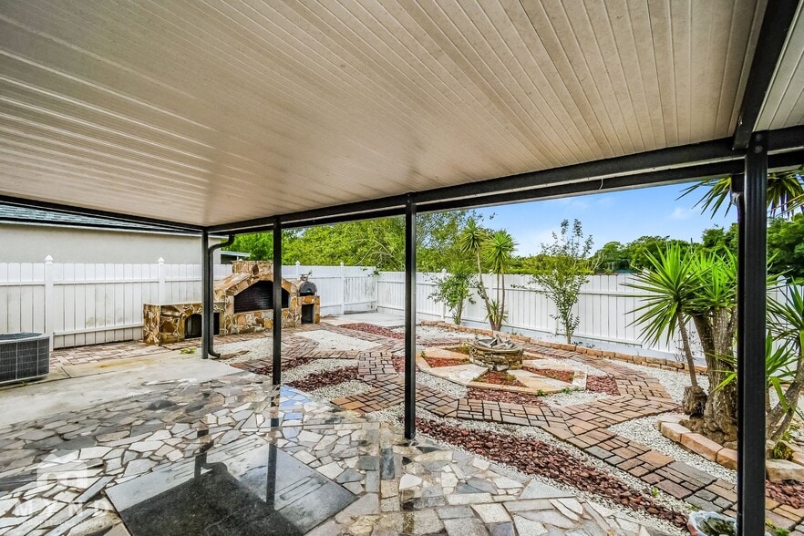 Building Photo - 3318 Net Ct