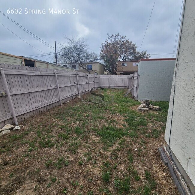 Building Photo - 6602 Spring Manor St