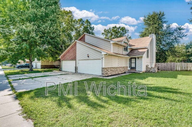 Building Photo - 1707 E Pinion Rd