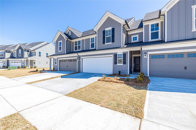 Building Photo - 23018 Clarabelle Dr