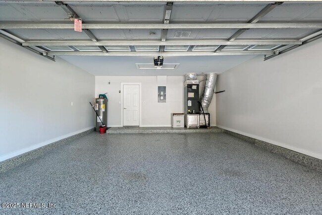 Building Photo - 744 Dewdrop Loop