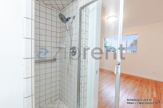 Building Photo - 4636 Goya Pkwy