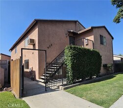 Building Photo - 426 E Hullett St