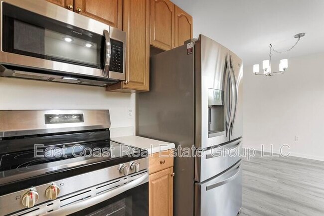 Building Photo - 1337 Cedarwood Dr