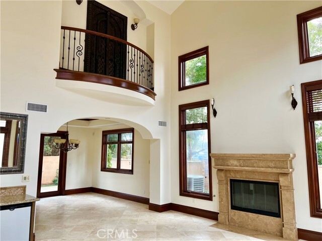Building Photo - 264 Santa Isabel Ave